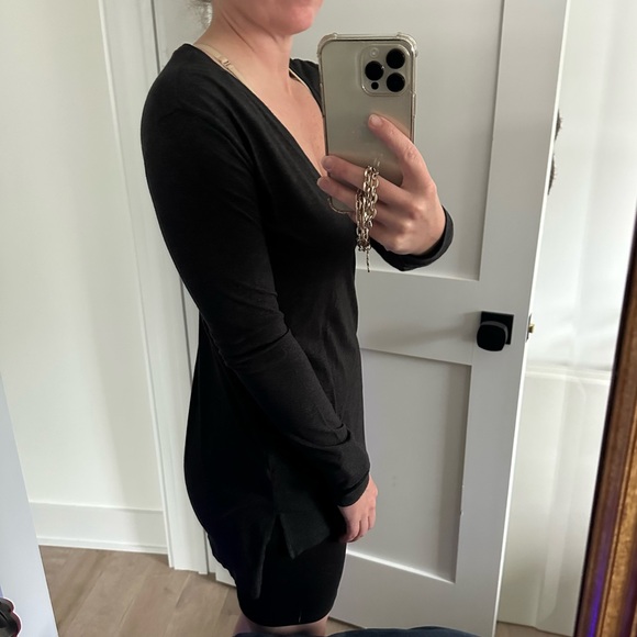 NWT! Polo Ralph Lauren Women's V-Neck Long Sleeve Top - Picture 3 of 7